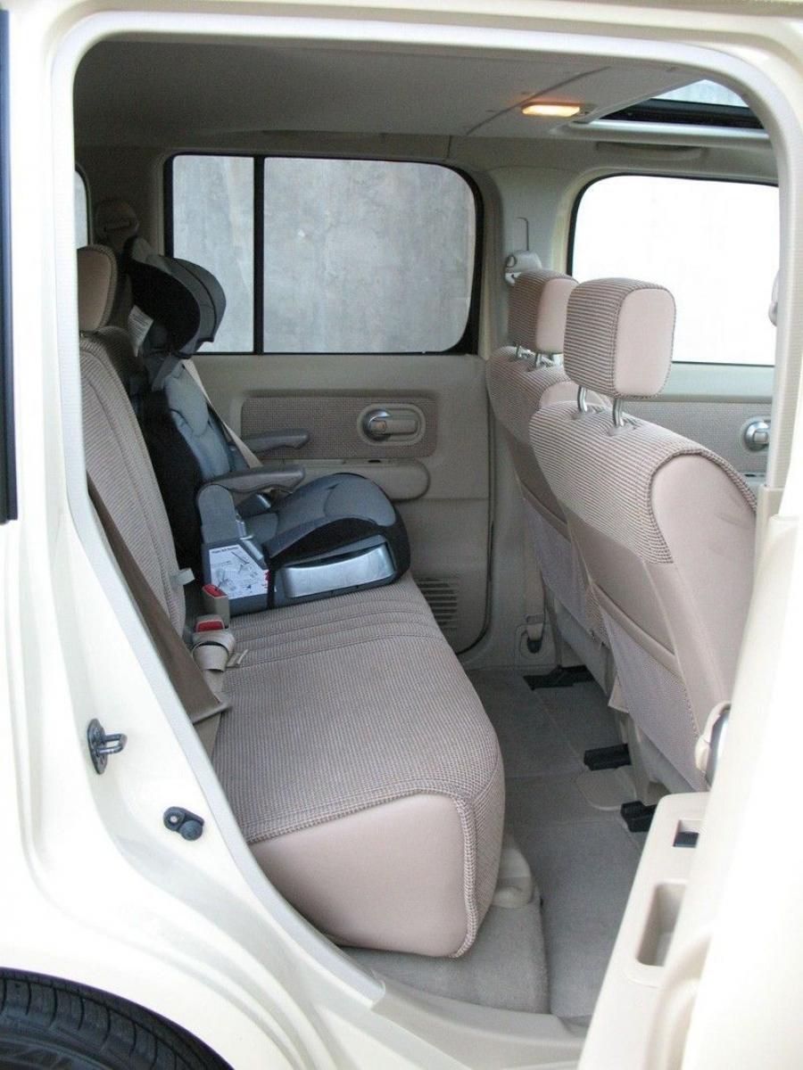  Nissan Cube 2008 года  (фото 29 из 61)